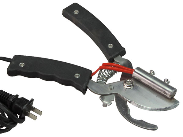 Esheep tail cutting plier