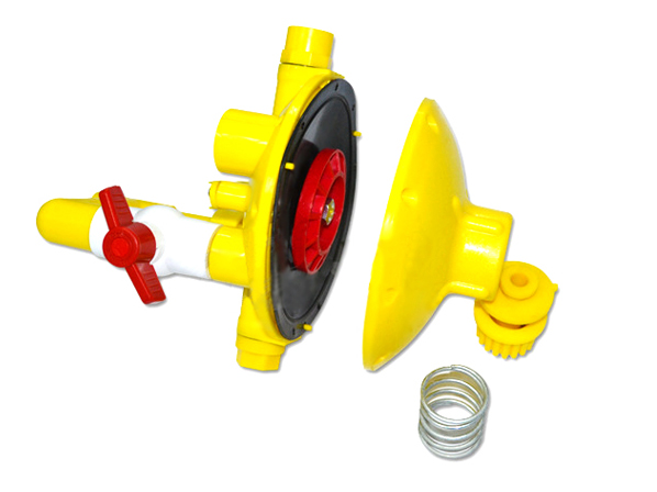 Poultry chicken water pressure regulator