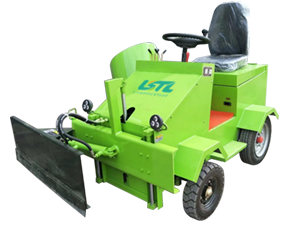 Automatic cow cattle silage feed pusher