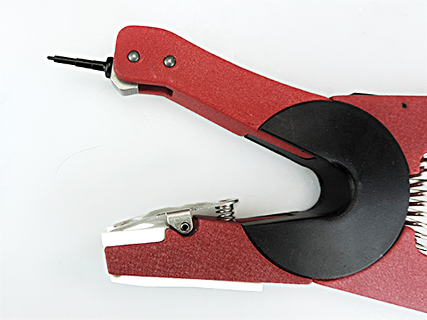 animal ear tag plier