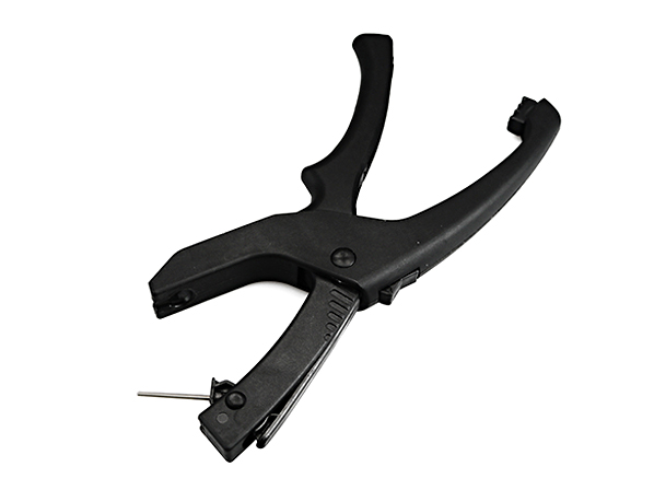 one-piece-for-ear-tag-plier