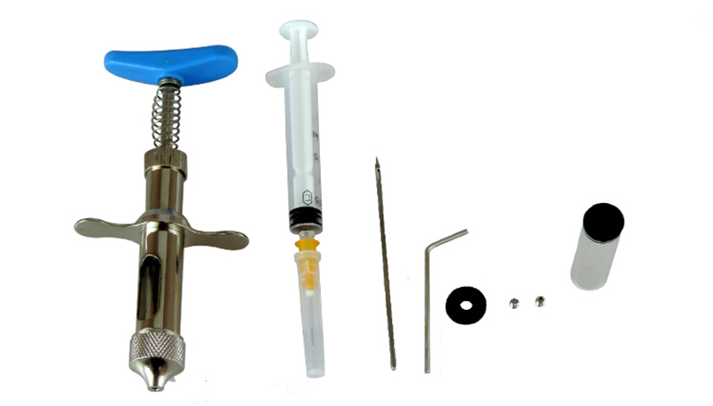 Chicken vaccines syringe